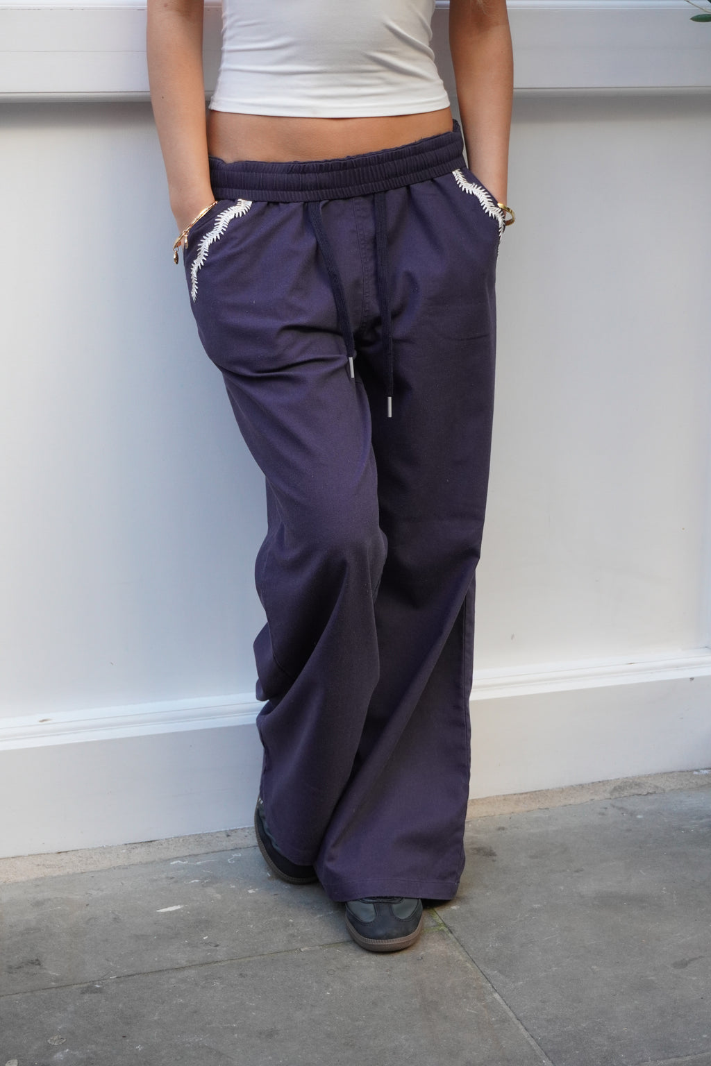 Ellipsis Linen Trousers - Runway Appearance pairs