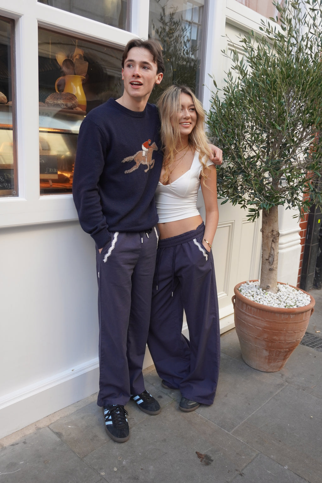 Ellipsis Linen Trousers - Runway Appearance pairs